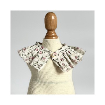 刺繡扇貝領飄逸花卉小巧