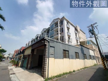 仁武邊間大地坪超大面寬雙車庫透天店面｜高雄市仁武區仁慈三街