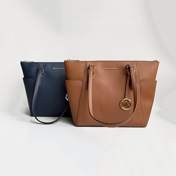 美國百分百【Michael Kors】皮質 手提包 大包 休閒包 MK logo吊飾 深藍 駝色 BH62 美的三次方