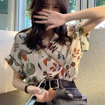 可愛碎花短袖雪紡襯衫女夏季設計感小衆寬鬆日系短款上衣港風襯衣 修身襯衫 短袖上衣女 短上衣襯衫 法式襯衫 短袖t恤女