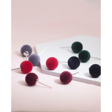 925純銀本命年紅色耳釘女毛球2024年新款潮新年耳環秋冬耳飾毛絨