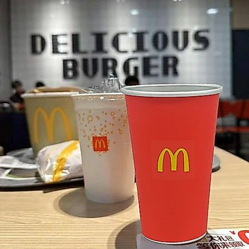 冷變色麥噹勞可口可樂啤酒杯網紅爆款冷飲變色鋁杯彩色 遇冷變色