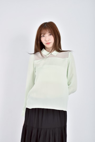 (M) b y質感透膚翻領綠色長袖上衣