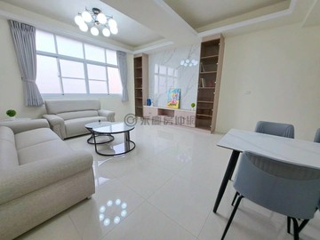 小港桂林商圈明義國中面寬透天店住(B)｜高雄市小港區孔鳳路