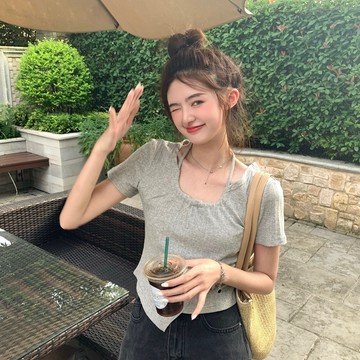 G16 CU🇰🇷現貨秒出🔥不規則下擺設計～後綁帶甜辣妹短袖T恤上衣