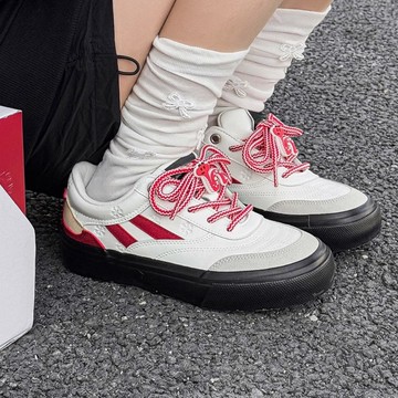 🔥台灣出貨🔥韓版厚底增高小白鞋女麵包鞋女配闊腿褲的鞋子百搭運動老爹鞋