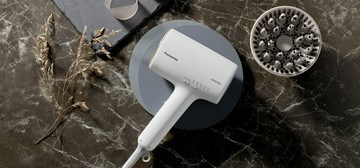 現貨【Panasonic】nanocare 高滲透奈米水離子吹風機(EH-NA0J)白色