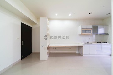 高大特區►藍田路上♥高樓層✦採光兩房｜高雄市楠梓區藍田路