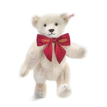 Margarete Bear