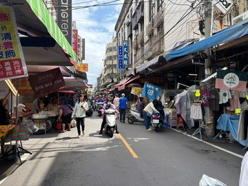 火車站旁菜市場內稀有店面｜台中市沙鹿區大同街