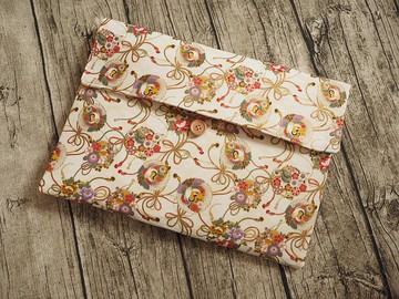 英國製作 米白金線和風仙鶴 電腦筆電保護套 switch ipad kindle