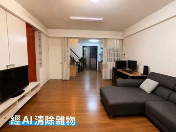 高大商圈黃金地坪，臨路透天店住兩用｜高雄市楠梓區大學二十六街