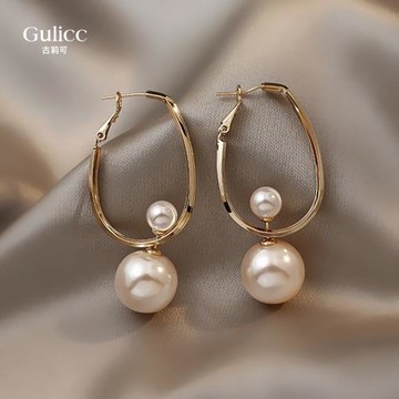 【Gulicc】古莉可 貴氣 珍珠 耳環(飾品 耳飾 耳釘 耳環 耳墜 情人節 母親節 七夕 生日禮物)