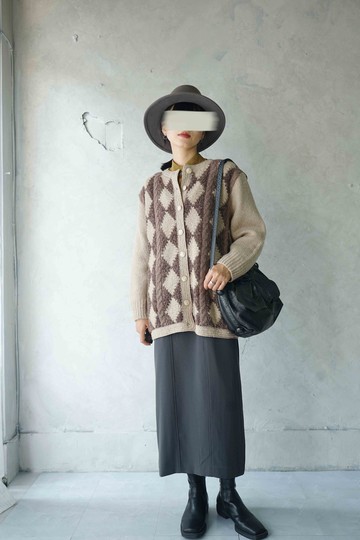 尋寶古著-提拉米蘇千層派菱格紋緹花針織外套