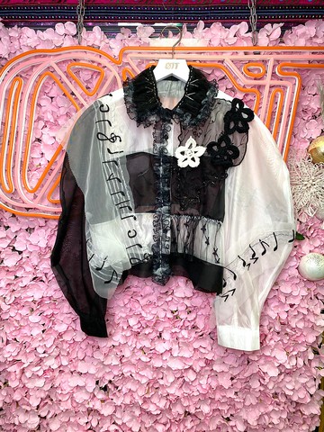 OTT獨一無二•Unique黑白色透視手鈎刺繡上衣