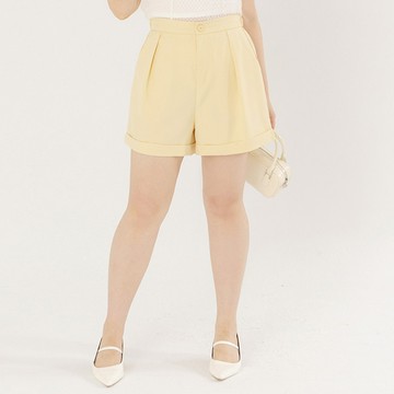 【PolyLulu】 MISS.卡布奇諾打褶後鬆緊反褶西裝短褲 中大尺碼褲子 杏黃色