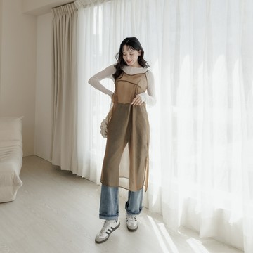 QUEENSHOP_ F女裝 光澤開衩透膚長版罩衫洋裝 三色售  現+預 【01098472】