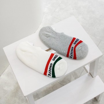 UNDEFEATED 船型襪 隱形襪 串標 字體 LOGO 灰紅 白綠紅線