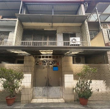 鳳山光復路家樂福商圈免千萬透天｜高雄市鳳山區光復路一段