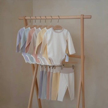 peekaboo Daisy小雛菊長袖寶寶套裝【現貨+預購】寶寶套裝 嬰兒套裝 居家服 韓國童裝 秋冬長袖