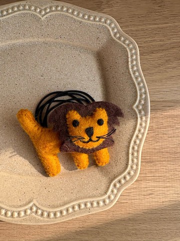 毛絨絨樂園 — 獅子寶寶 • 羊毛氈髮飾