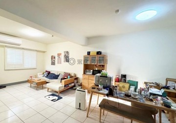 彰化市近交流道旁精誠中學精品二房美華廈✨房仲小雅✨｜彰化縣彰化市林森路