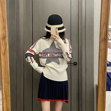翻領高級感五角星字母針織打底衫