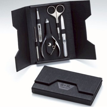 日本GB綠鐘匠之技鍛造鋼修容5件組旅行隨身盒之禮品組(H61XW97XD23mm/G-3114)【APP滿額下單10%點數(單一帳號最高5000點)】1/31止