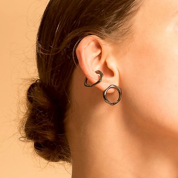 Bubble Nebula - 氣泡星雲系列 小耳夾-厚鍍黑金