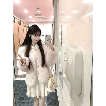 小香風粉色皮毛一體短外套女高級感減齡洋氣環保皮草毛毛上衣冬季