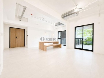 磐鈺雲華｜稀有跳島陽台｜舒適三改二房平車｜台中市南屯區公益路二段