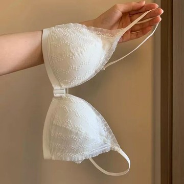 Xuan♥內衣女無痕法式前扣三角杯薄款深v小胸聚攏性感蕾絲美背文胸套裝