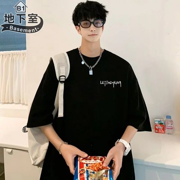 地下室B1-短袖上衣 簡約夏季INS印花T恤 男裝  五分袖 男生衣服 百搭 大尺碼8XL【NL624233】