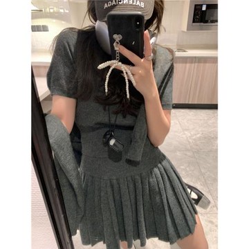 25春季兩色針織套裝氣質內搭三件套 經典色系基礎排扣百搭開衫