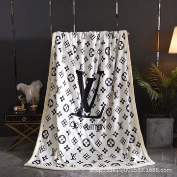 新款外貿潮牌寶寶絨羊羔絨空調蓋毯大牌毛毯跨境廠家印花爆款毯子