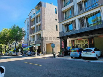 中崙路樹海邊間臨路透店可停雙車｜高雄市鳳山區中崙路