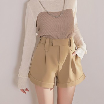 後鬆緊反褶西裝短褲-卡【KT201344】