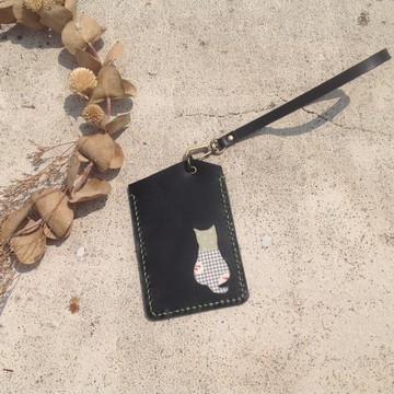 【屆時皮革】貓咪證件夾悠遊卡套卡片套手挽式手工縫製真皮淺綠貓