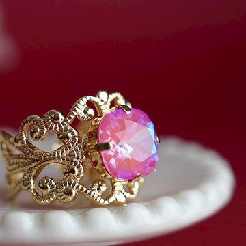 Lotus pink・大顆方形水晶玻璃 復古風格戒指・自由尺寸 Lolita 蘿莉塔 歌德蘿莉
