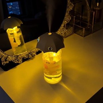 新上架👉雨傘小夜燈 加濕器桌面裝飾擺件補水噴霧家用宿舍便攜噴霧器交換禮物 送朋友禮物
