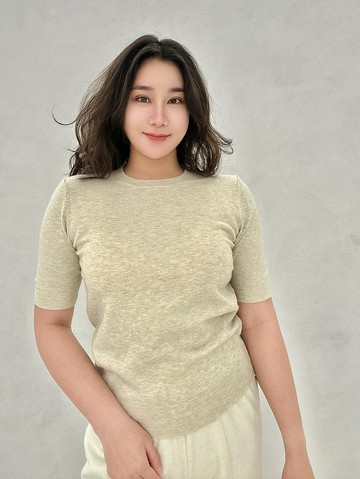 老錢風短袖圓領羊毛上衣【淺卡其色】