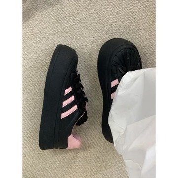 德訓鞋女2026新款百搭厚底增高休閑鞋圓頭厚底松糕鞋小黑鞋板鞋潮