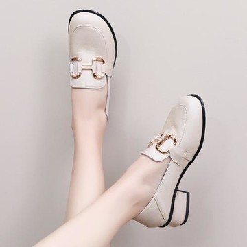 真皮女鞋2025年春季新款百搭中跟粗跟單鞋通勤英倫風小皮鞋樂福鞋