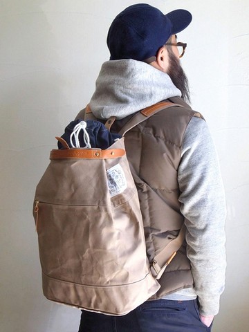 日本簡約皮革滾邊防潑水後背包 Made in Japan by SUOLO