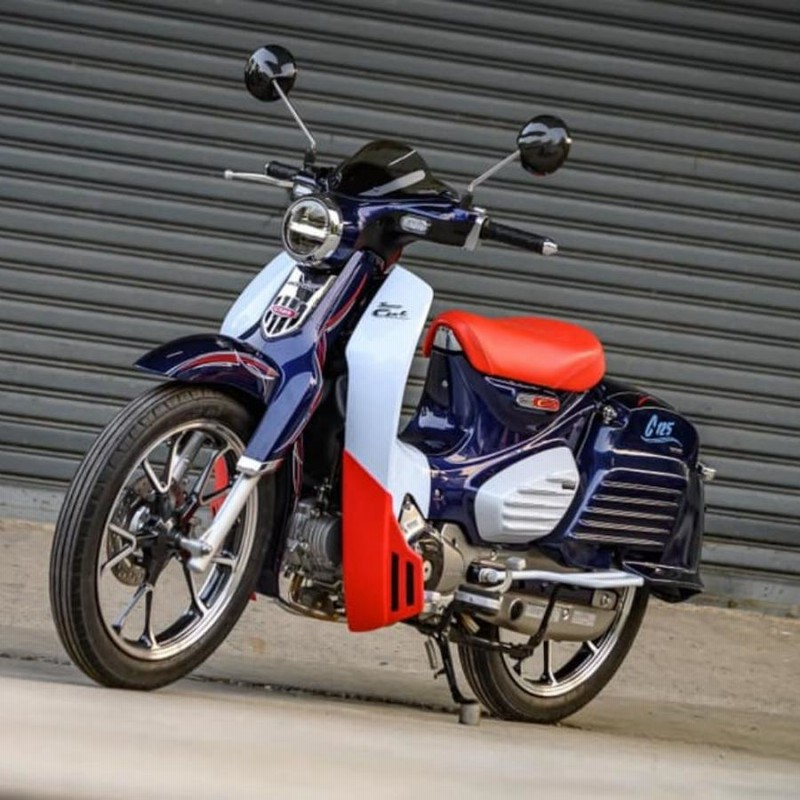 ホンダ スーパーカブC125用メーターバイザーシールド V1フロント