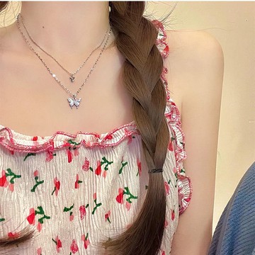 💕新款閃鑽 雙層蝴蝶吊墜 鎖骨鏈 最新款ins風 💕女小眾輕奢百搭項鍊 時尚設計感 新穎小眾情人節禮物
