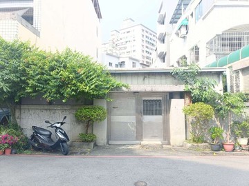 水湳經貿|大地坪大面寬|危老已核准大平房臨8米路｜台中市北屯區平德路