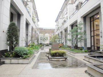 景賢公園朝南雙車位電梯大豪墅｜台中市北屯區景賢三路