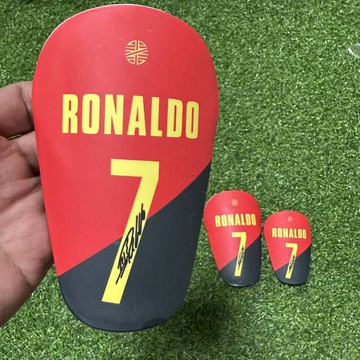 Mini Soccer Shinguards足球護腿板大師級梅西10號C羅7號護脛插板 【益三和】可開發票