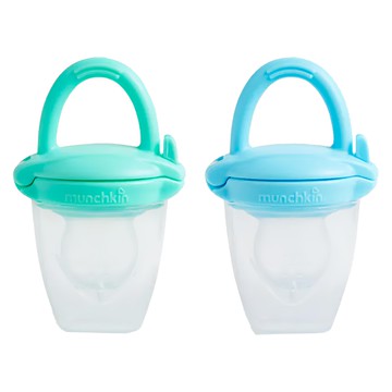 Munchkin滿趣健 矽膠新鮮食物咬咬訓練器 附蓋 2件組 - 適用於4個月以上寶寶 可放入新鮮水果和泥狀食物  矽膠 藍色 + 綠色  1組